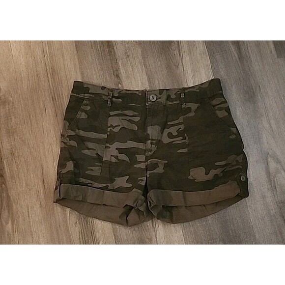 Social Standard Womens Shorts Camouflage Medium Bermuda - Picture 7 of 8